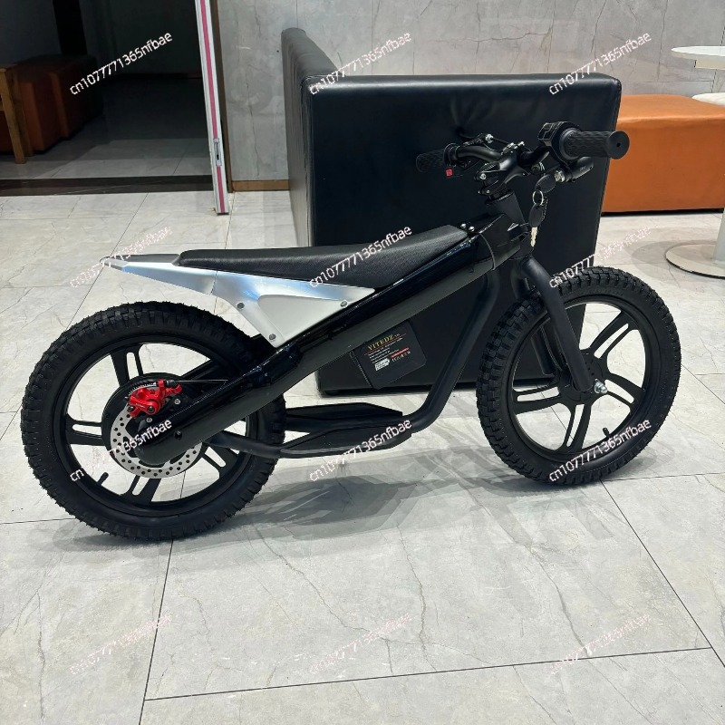 16インチ子供用電動バランスバイク - 幼児用電動スクーター - Kids Ride On Suitcase Scooter のレビューと価格
